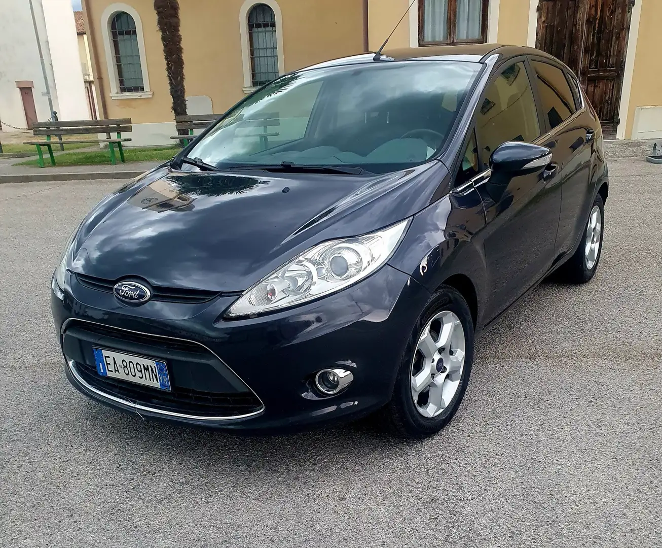 Ford Fiesta 5p 1.4 16v + Gpl - 1