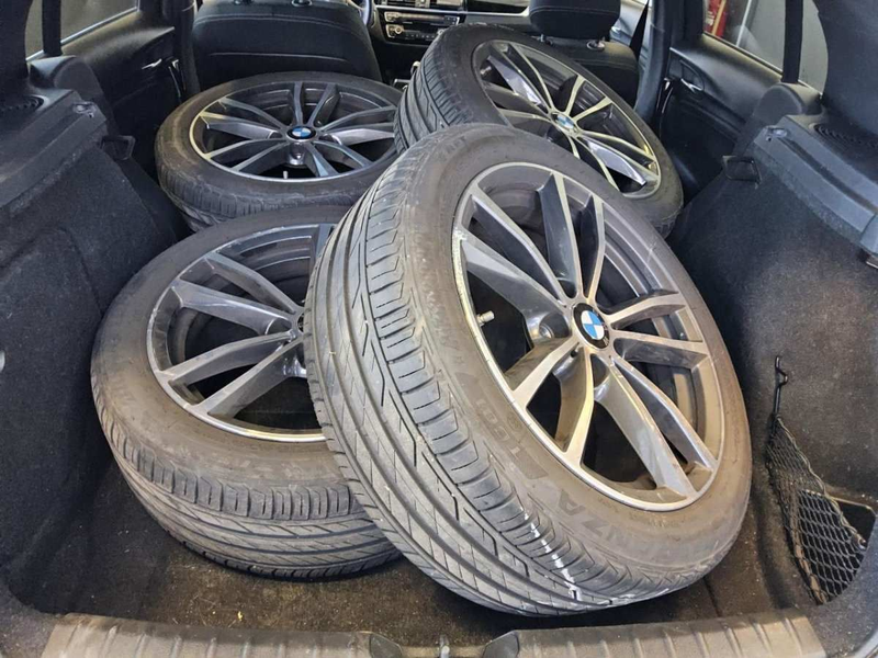 BMW 118 i Edition Sport Line Shadow *LED*Navi*SHZ*PDC — photo 4