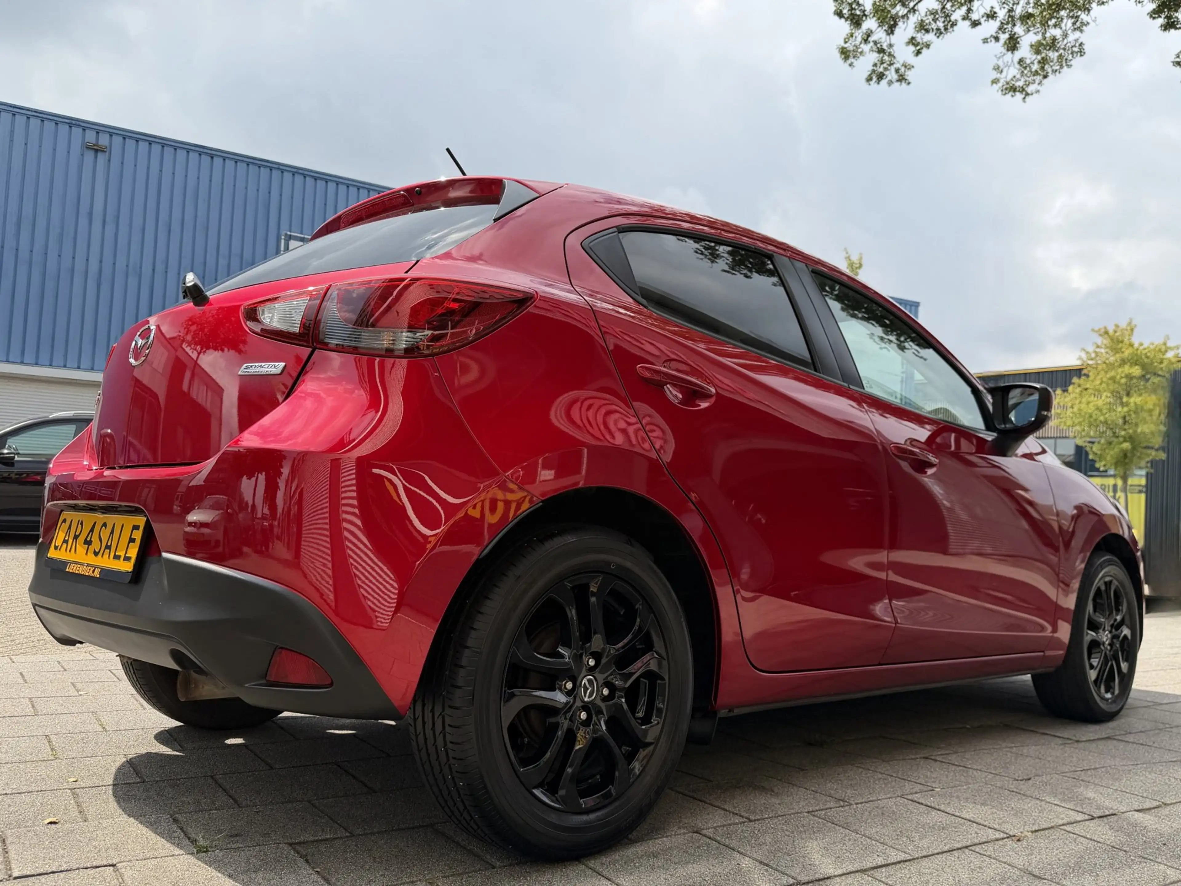 Mazda 2 1.5 Skyactiv-G Dynamic+ - Apple CarPlay / Navigati — photo 4