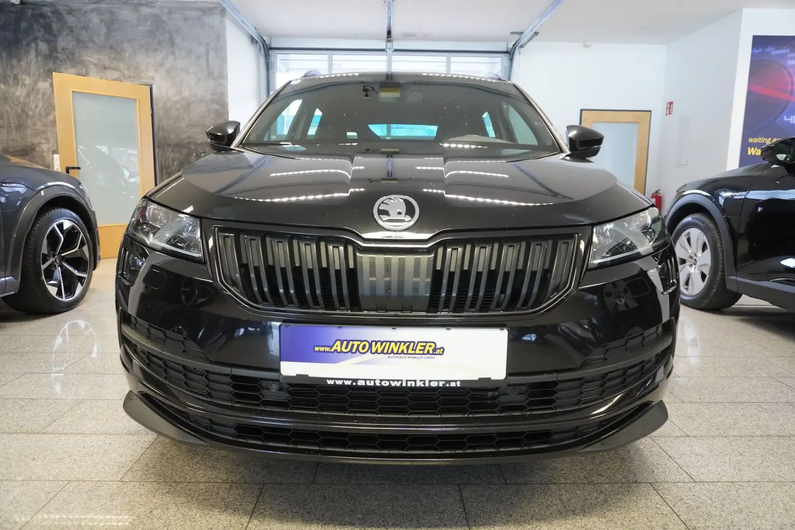 Skoda Karoq 1,5 TSI Sportline DSG Navi/CANTON/Style plus Paket Schwarz - 2