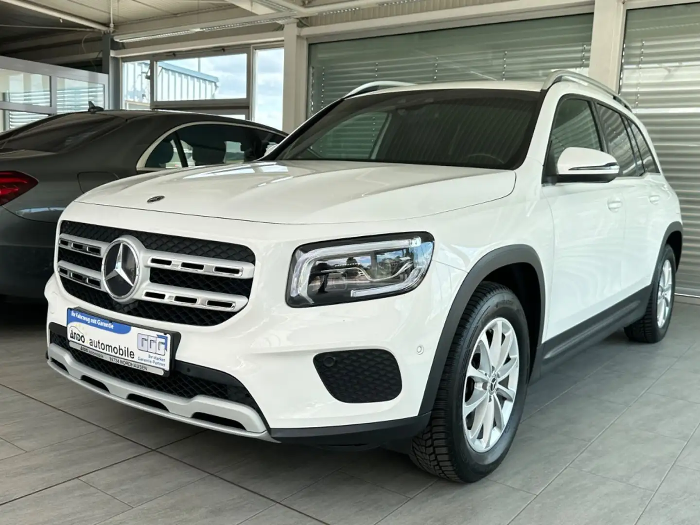 Mercedes-Benz GLB 220 d 4M Style*MULTIBEAM LED*BURMESTER*AHK* Weiß - 1