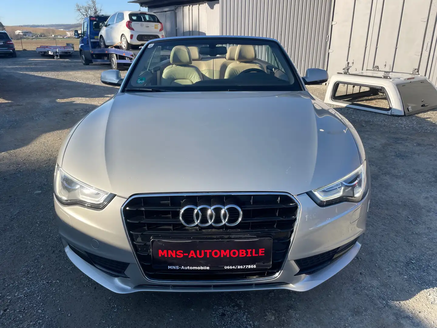 Audi A5 2.0 TDI Cabrio Leder Navi Xenon Grau - 2