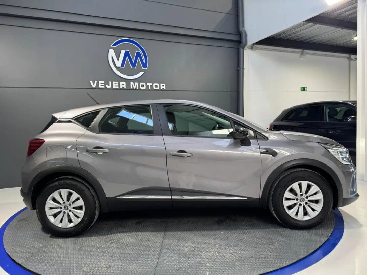 Renault Captur TCe Intens 67kW Grau - 2