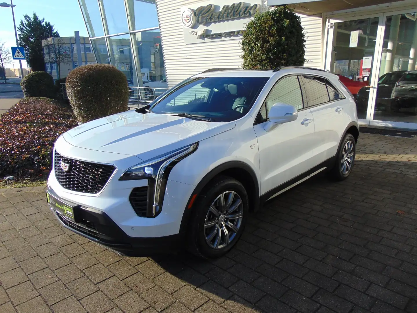 Cadillac XT4 Sport 2.0 TD AWD+LED+Navi+SHZ Weiß - 2