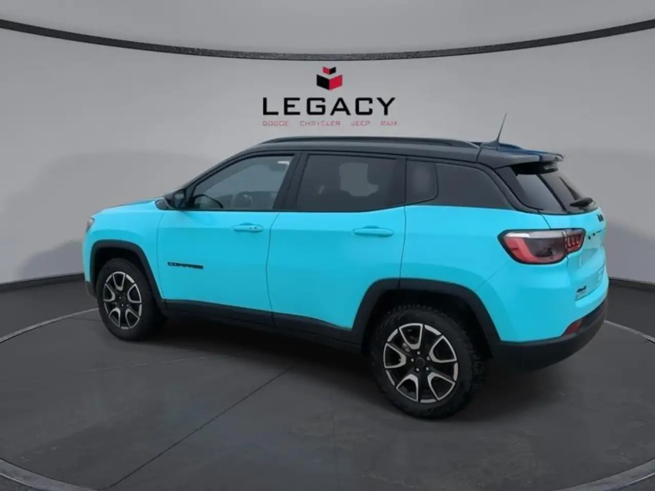 Jeep Compass снимка Jeep Compass