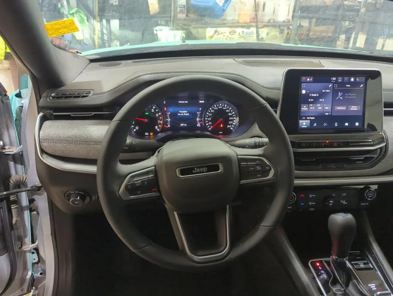 Jeep Compass снимка Jeep Compass