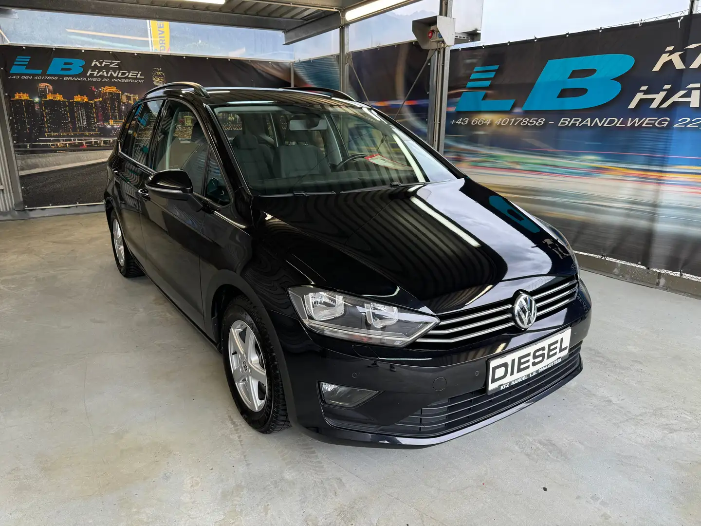 Volkswagen Golf Sportsvan 1,6 TDI BMT Comfortline Schwarz - 1