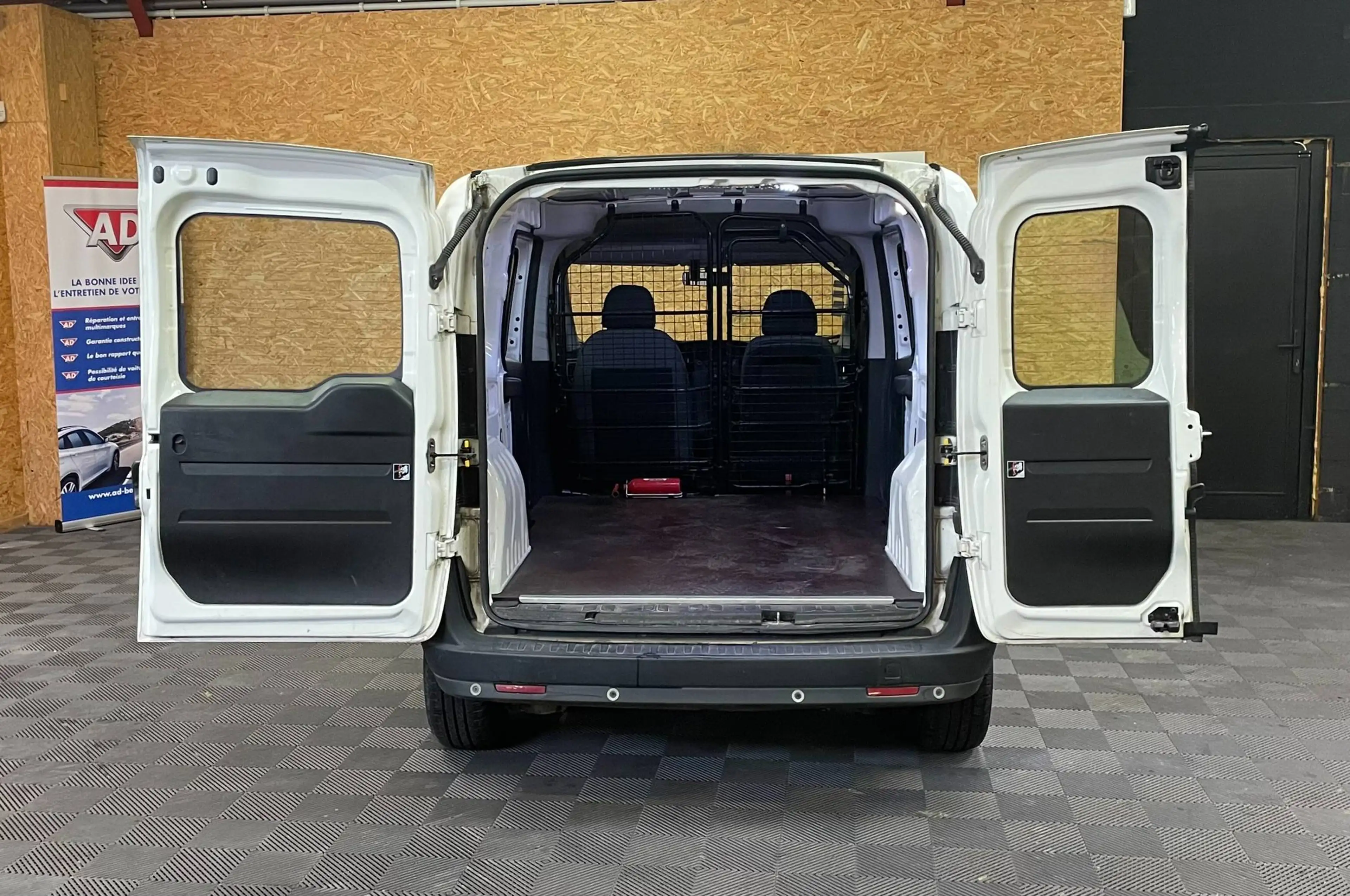 Fiat Doblo Maxi 1.4i eur6b utilitaire * Garantie 1 à 3 ans — photo 12