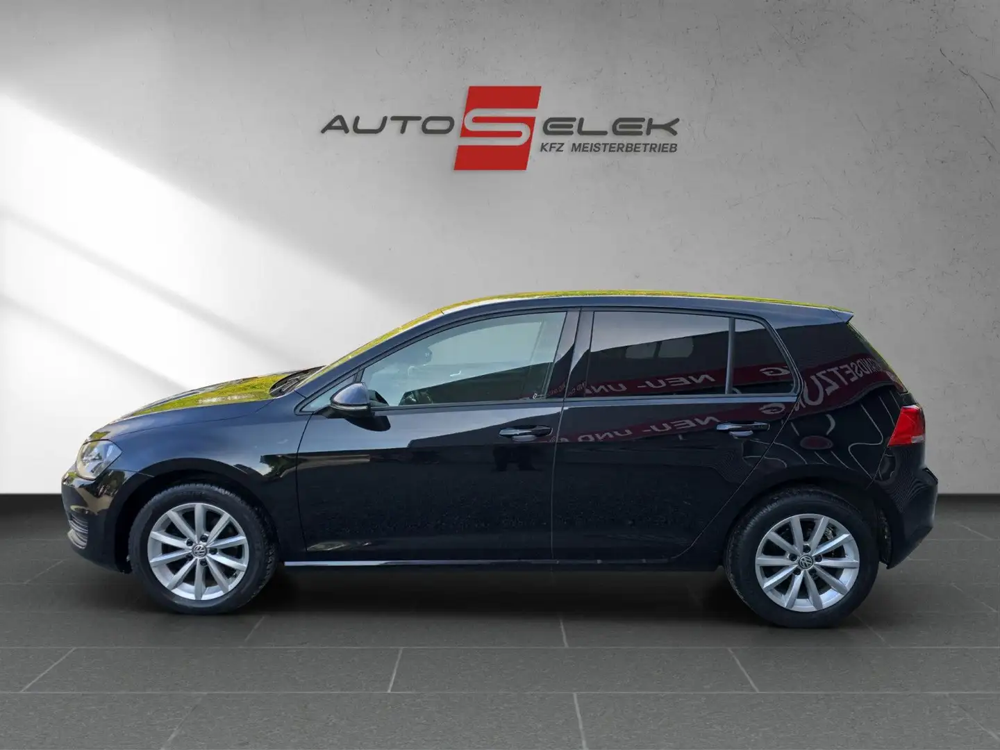 Volkswagen Golf VII AHK PDC KLiMA SZH Noir - 2