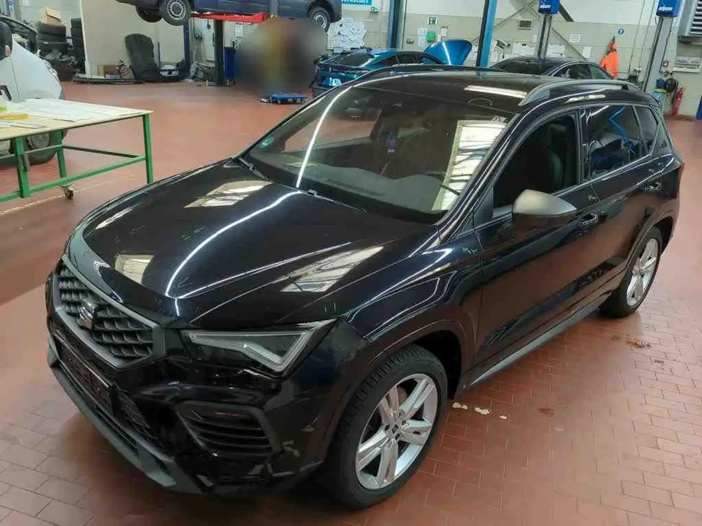 SEAT Ateca FR 2.0TDI DSG LED Navi SHZ ACC Beats Noir - 1
