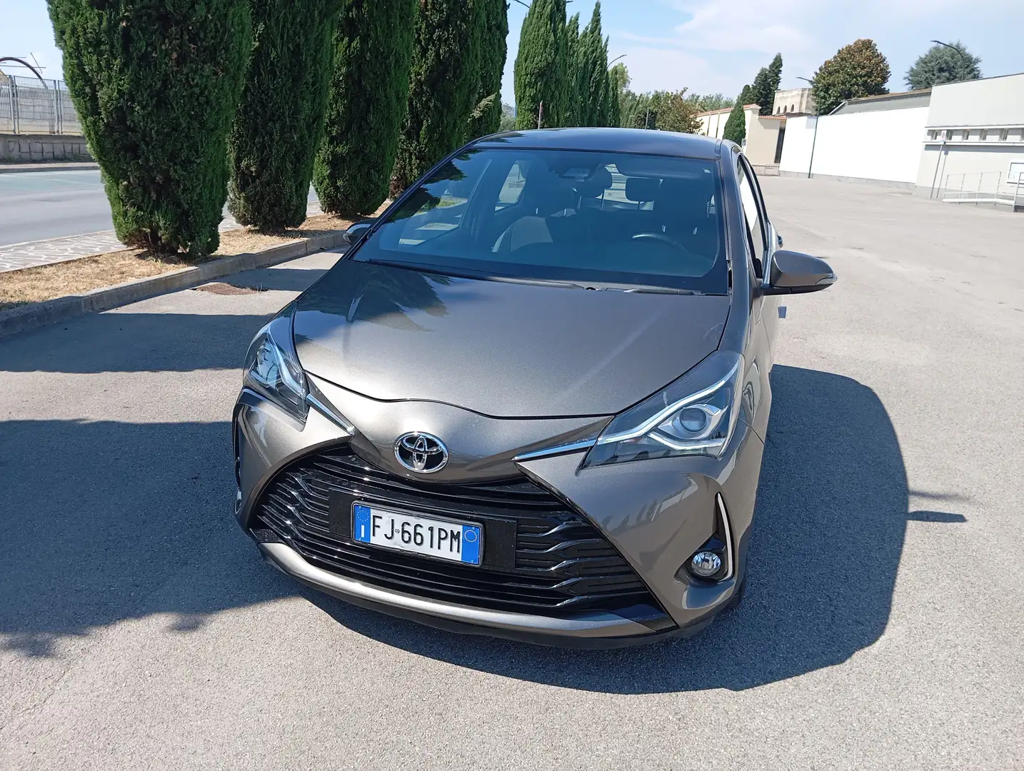 Toyota Yaris Yaris 5p 1.0 Grigio - 2