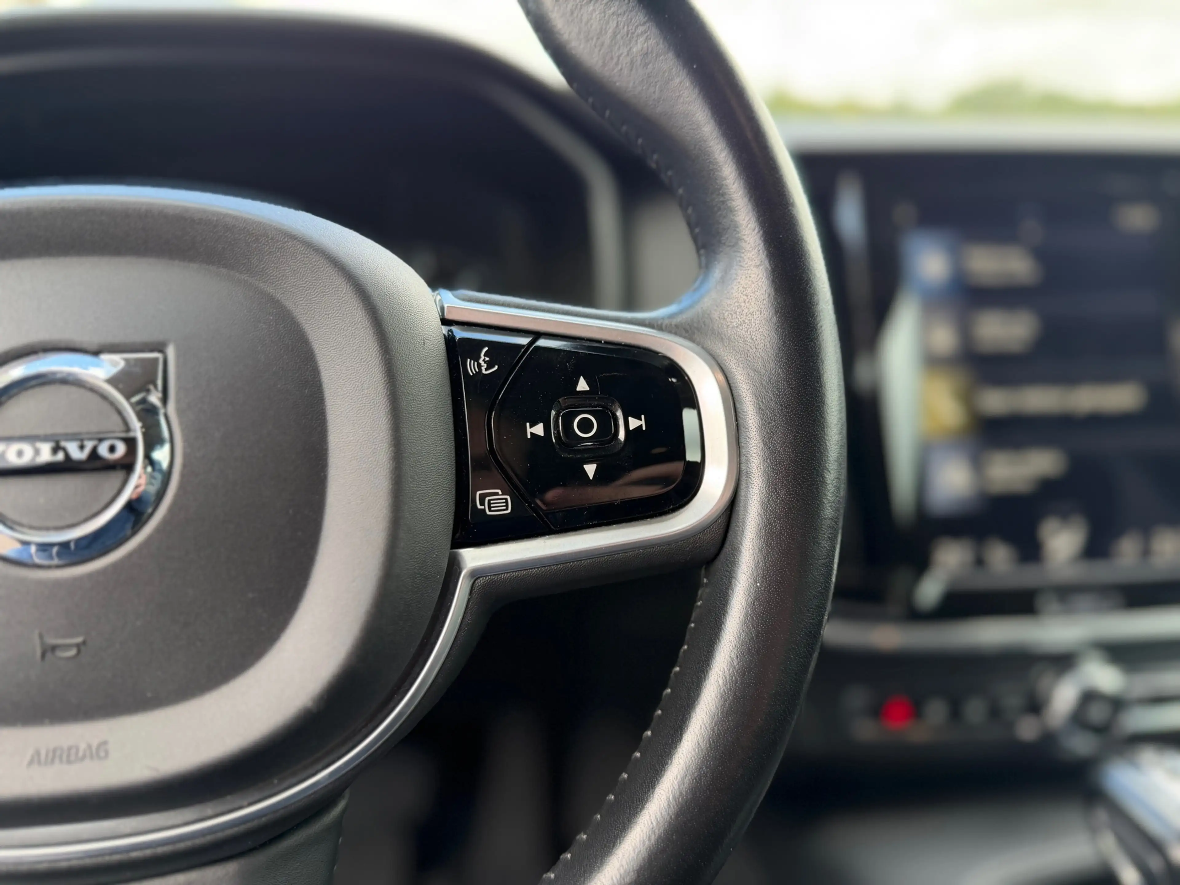 Volvo V90 Cross Country 2.0 D4 / Automaat / Goed Onderhouden / Stoelverwar — photo 15