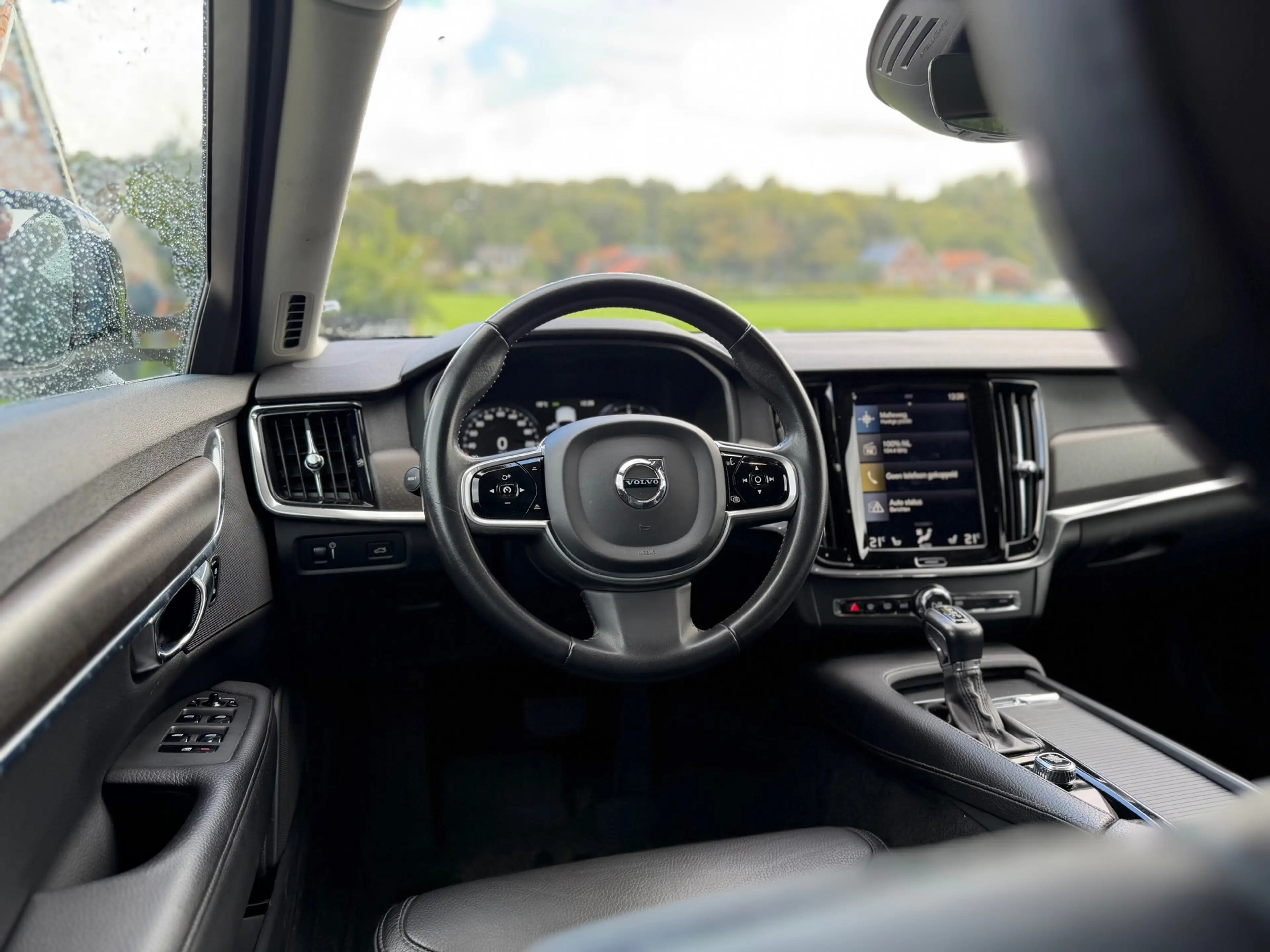 Volvo V90 Cross Country 2.0 D4 / Automaat / Goed Onderhouden / Stoelverwar — photo 12