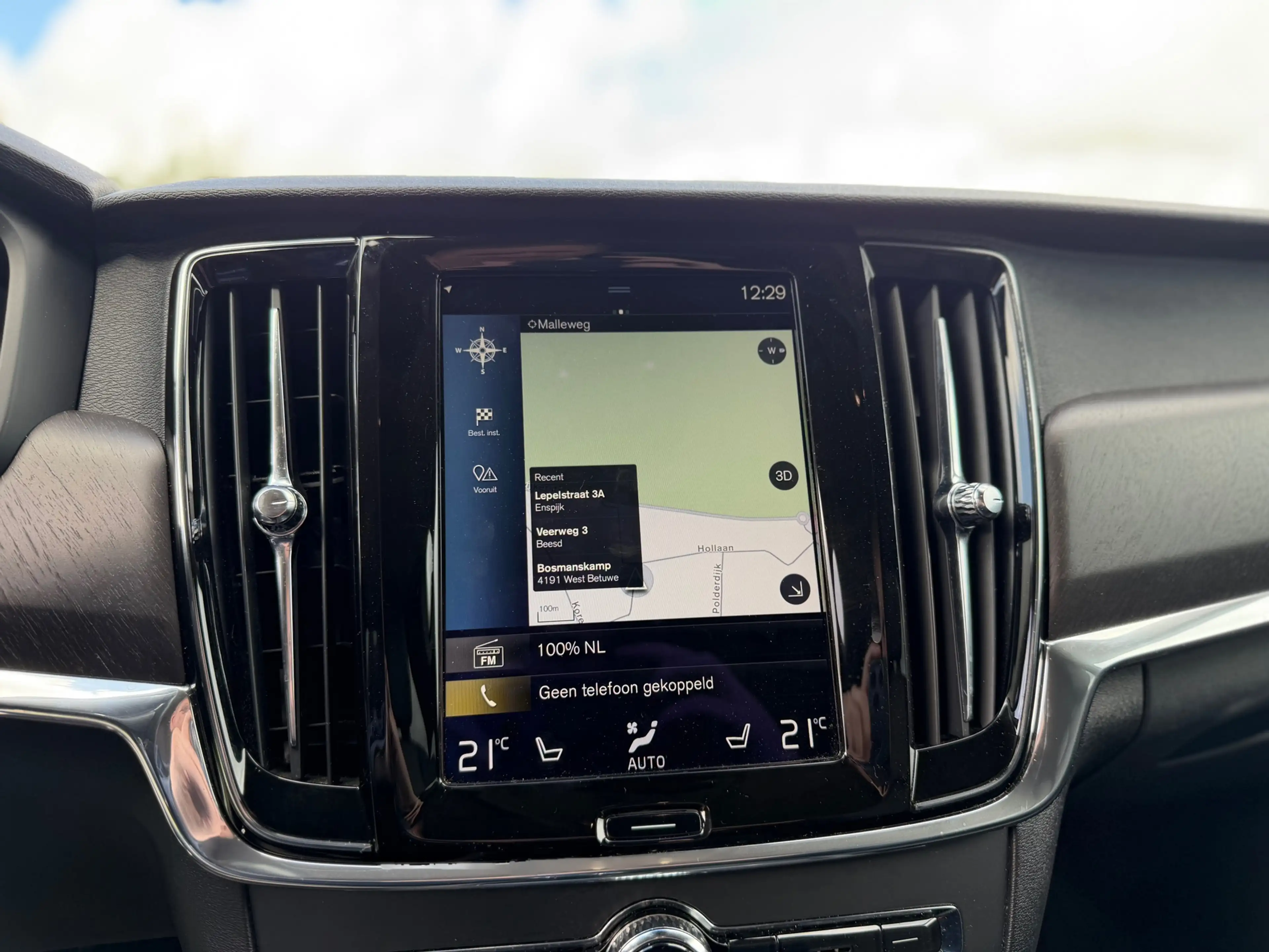 Volvo V90 Cross Country 2.0 D4 / Automaat / Goed Onderhouden / Stoelverwar — photo 17