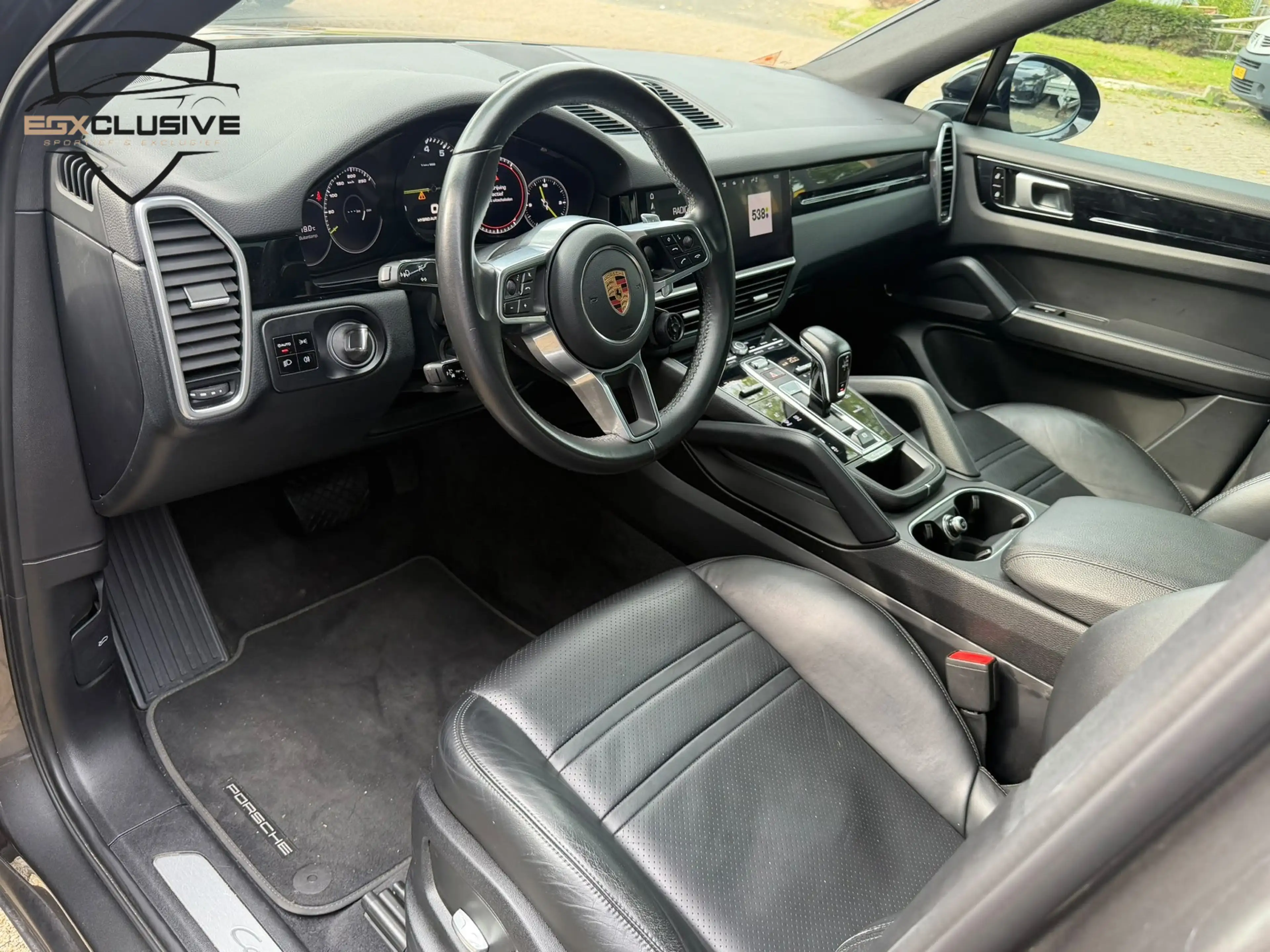 Porsche Cayenne Coupé 3.0 E-Hybrid PANO|360CAMERA|ACC|SFEER| — photo 15