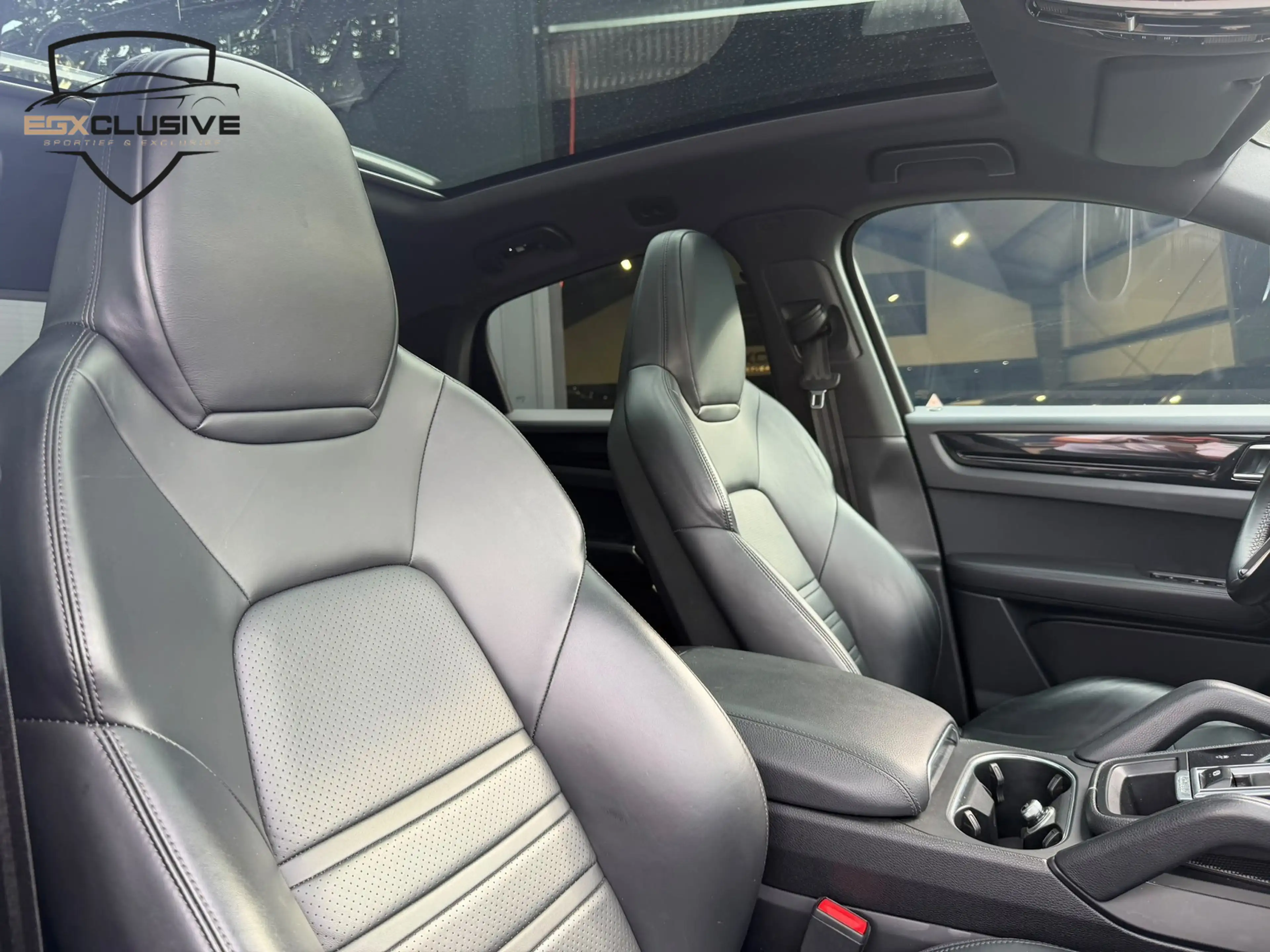 Porsche Cayenne Coupé 3.0 E-Hybrid PANO|360CAMERA|ACC|SFEER| — photo 25