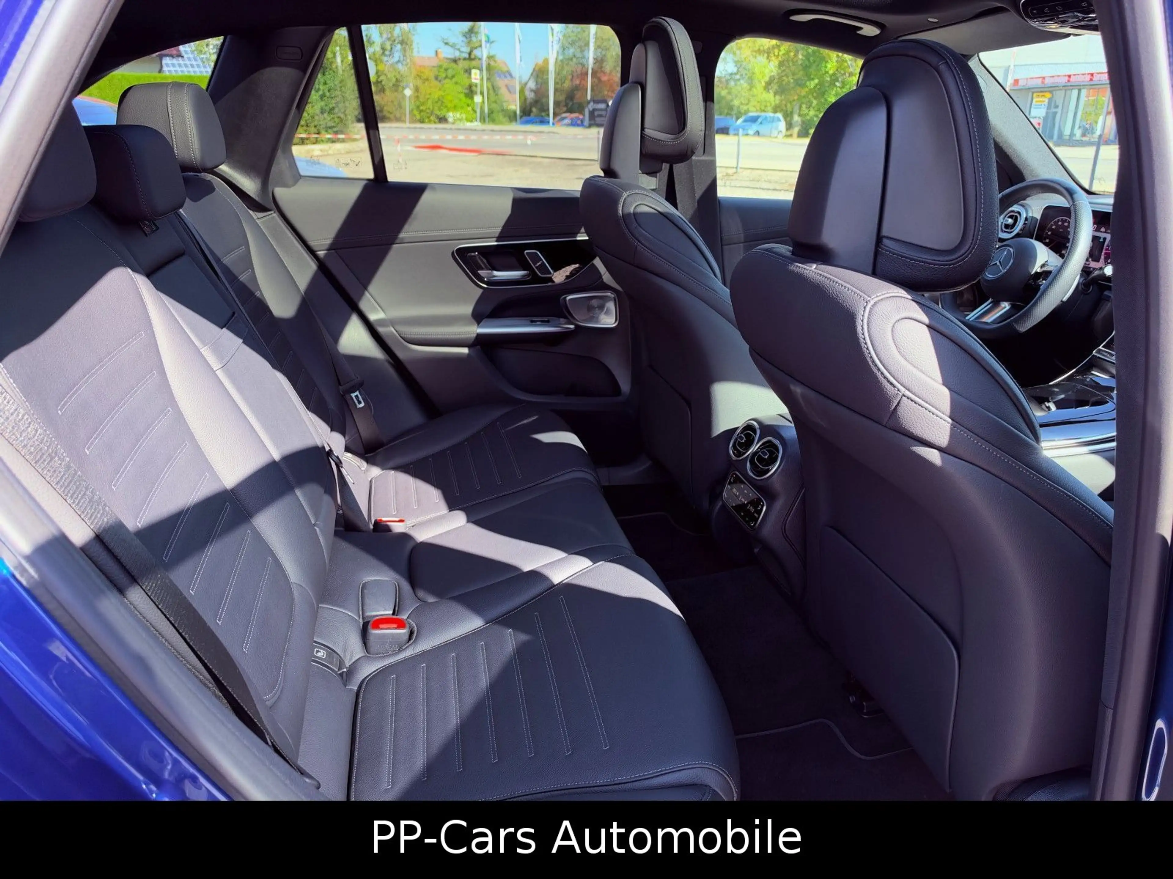 Mercedes-Benz GLC 300 d 4M AMG PREMIUM+*SHG*FAP+*AHK*LEDER*M26 — photo 14