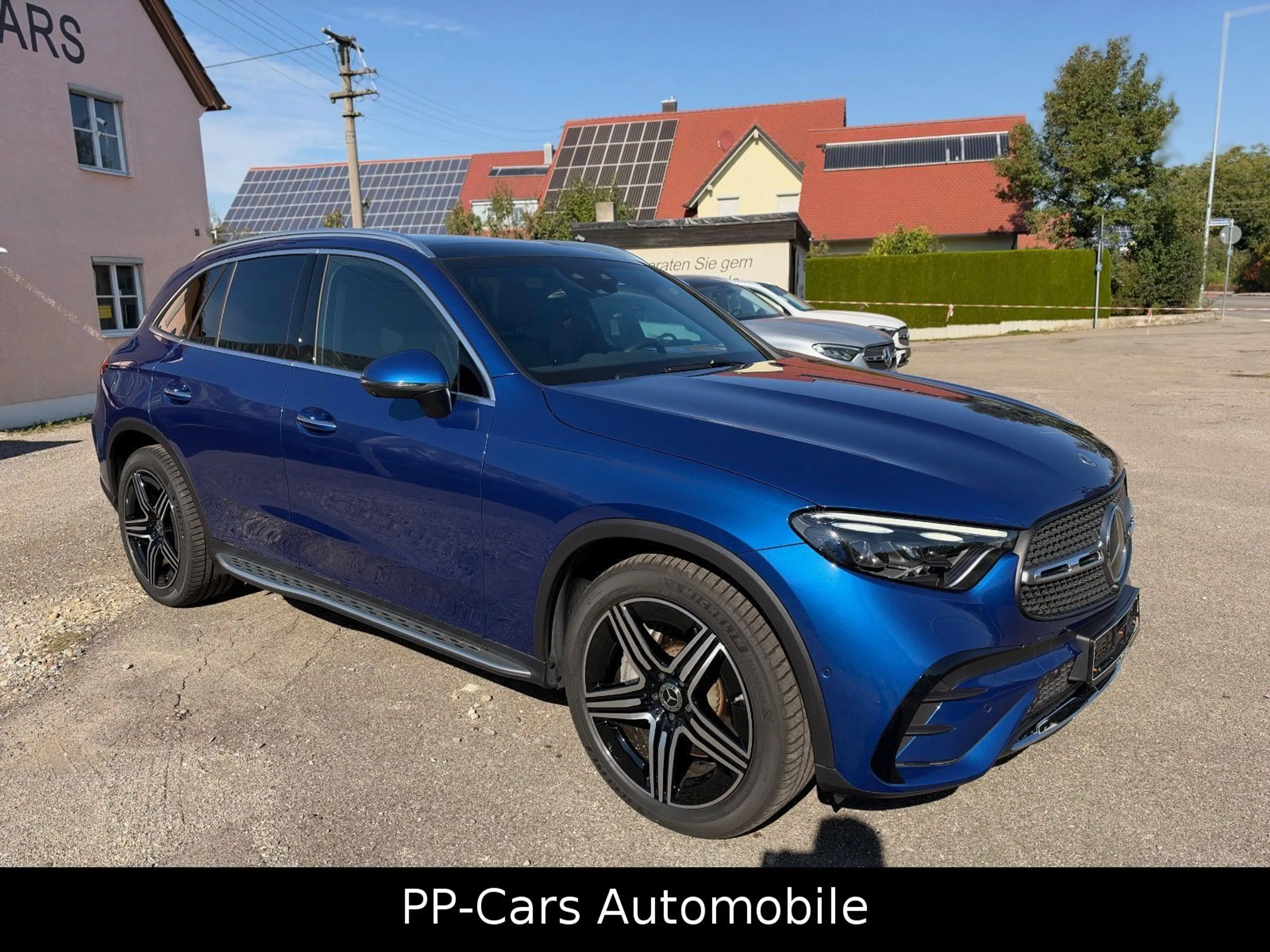 Mercedes-Benz GLC 300 d 4M AMG PREMIUM+*SHG*FAP+*AHK*LEDER*M26 — photo 11