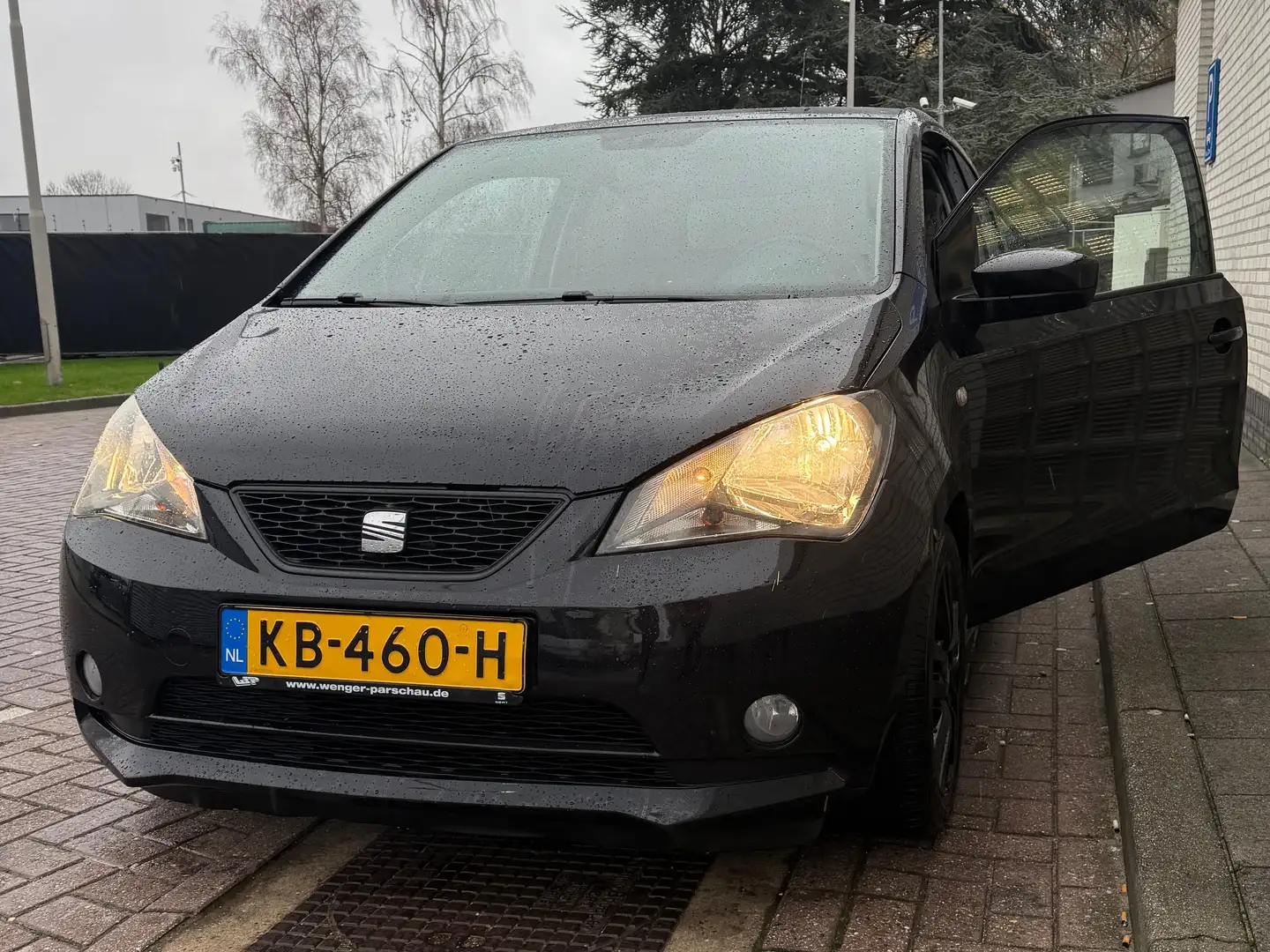 SEAT Mii Mii 1.0 Style Sport Zwart - 2