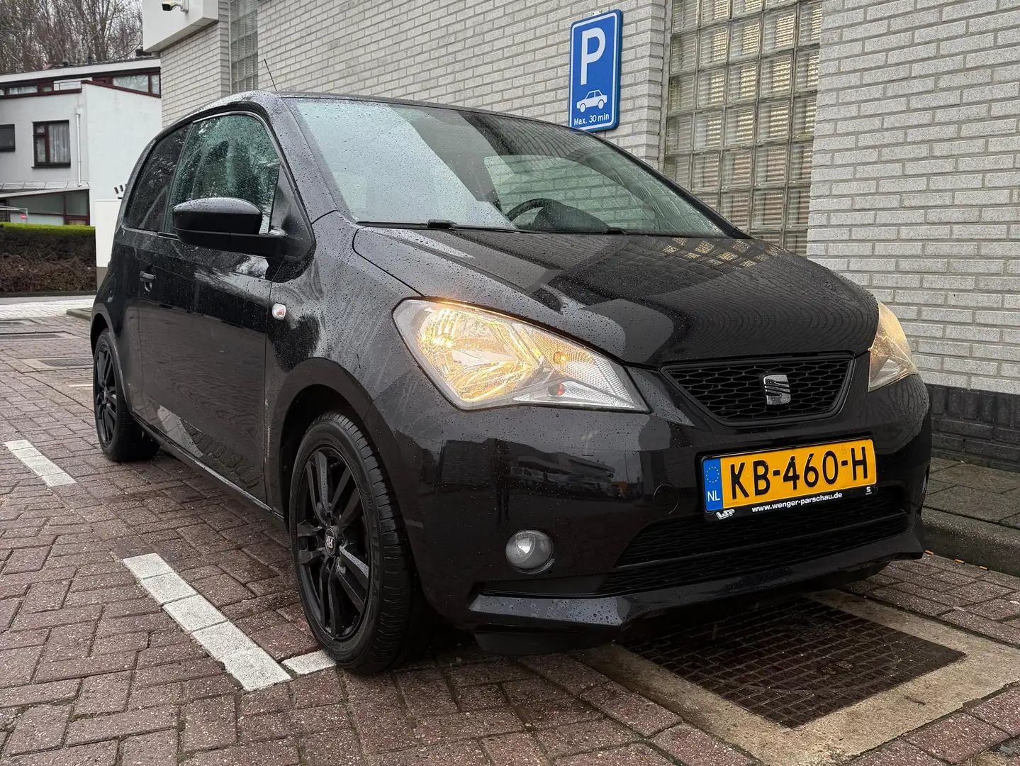SEAT Mii Mii 1.0 Style Sport Zwart - 1