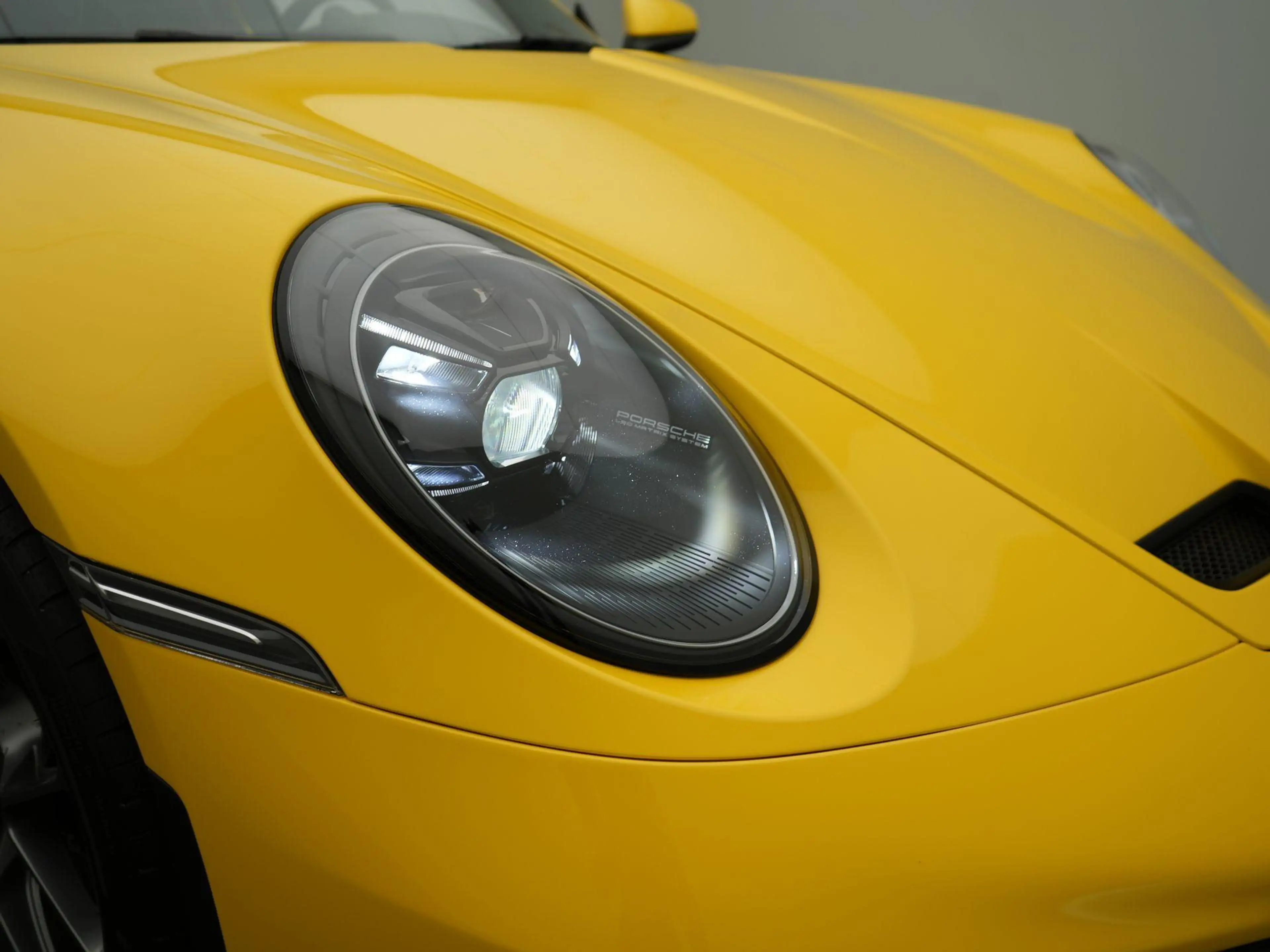 Porsche 992 4.0 GT3 — photo 15