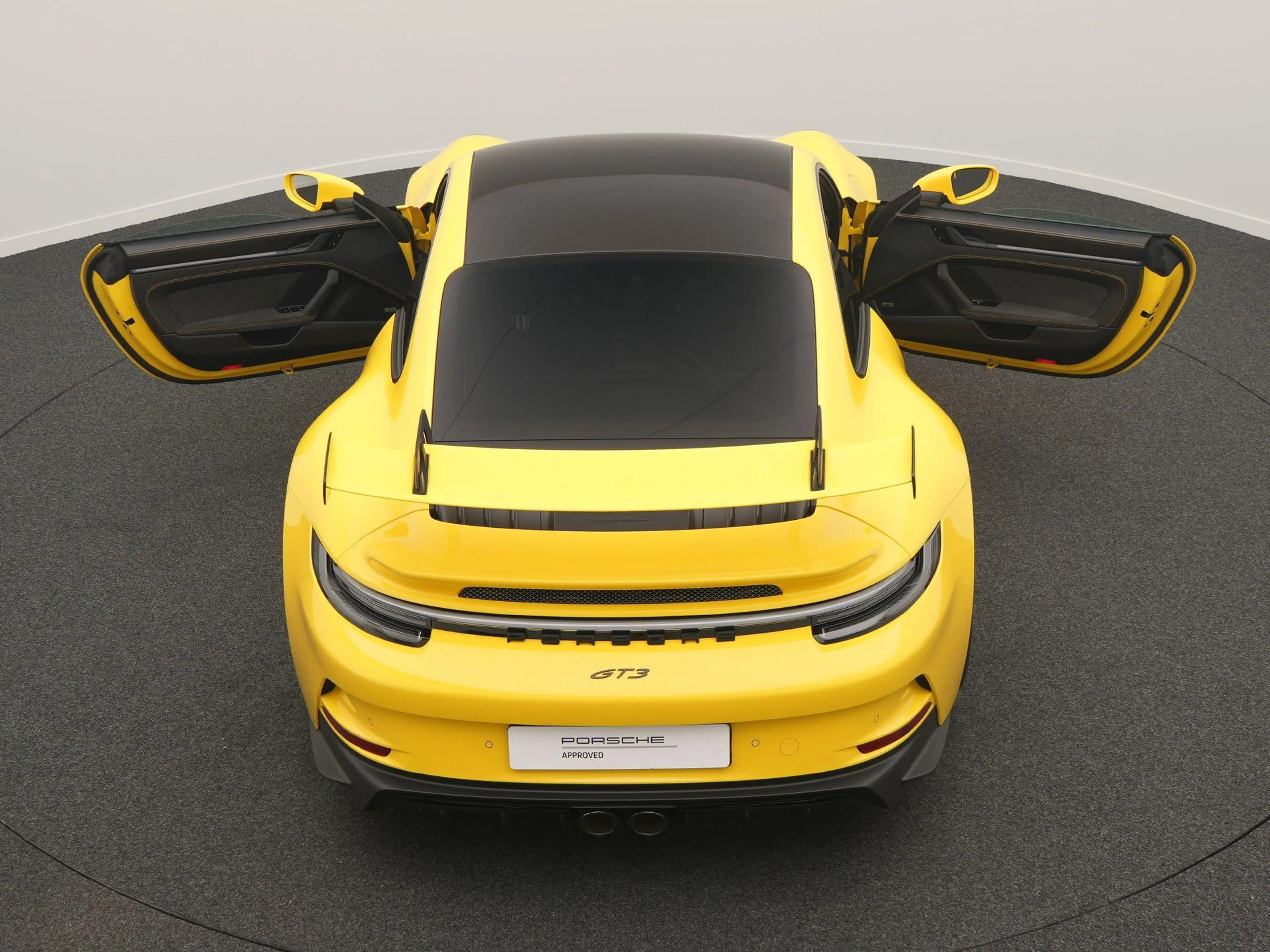 Porsche 992 4.0 GT3 — photo 12