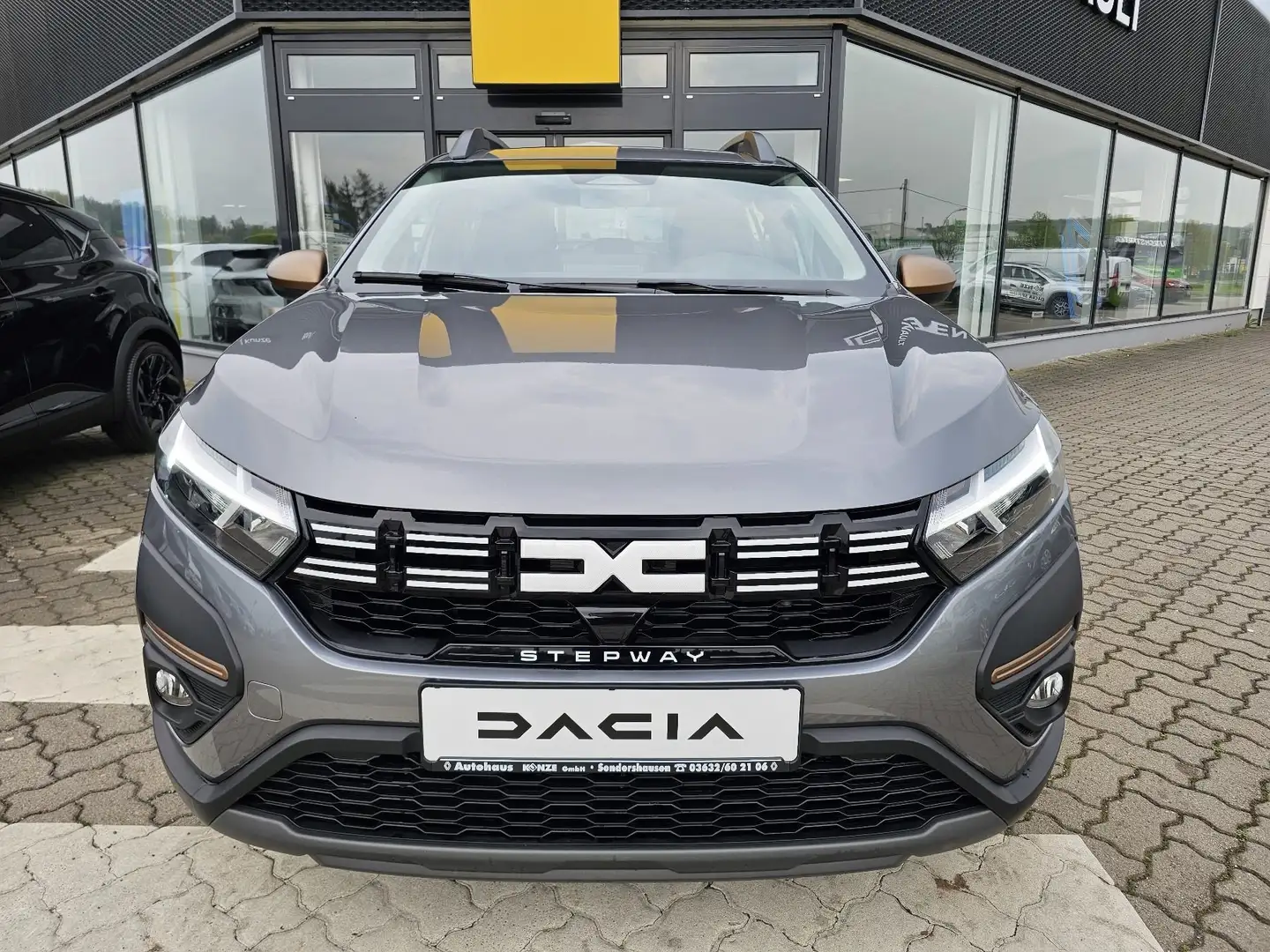 Dacia Sandero Stepway Extreme TCe 90 CVT *SHZ/EPH* Gris - 2