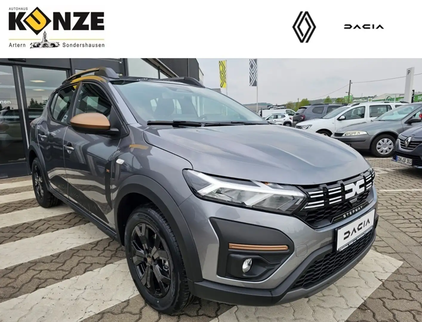 Dacia Sandero Stepway Extreme TCe 90 CVT *SHZ/EPH* Gris - 1