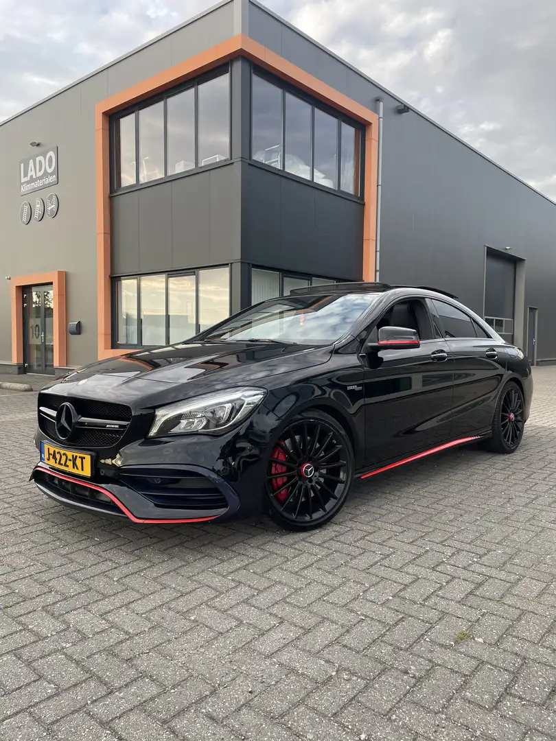 Mercedes-Benz CLA 45 AMG 4MATIC 7G-DCT FULL OPTION Černá - 1