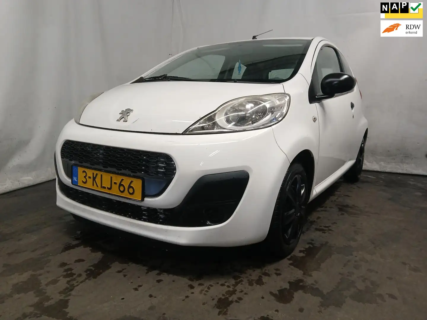Peugeot 107 1.0 Access Accent - Schade Biały - 1