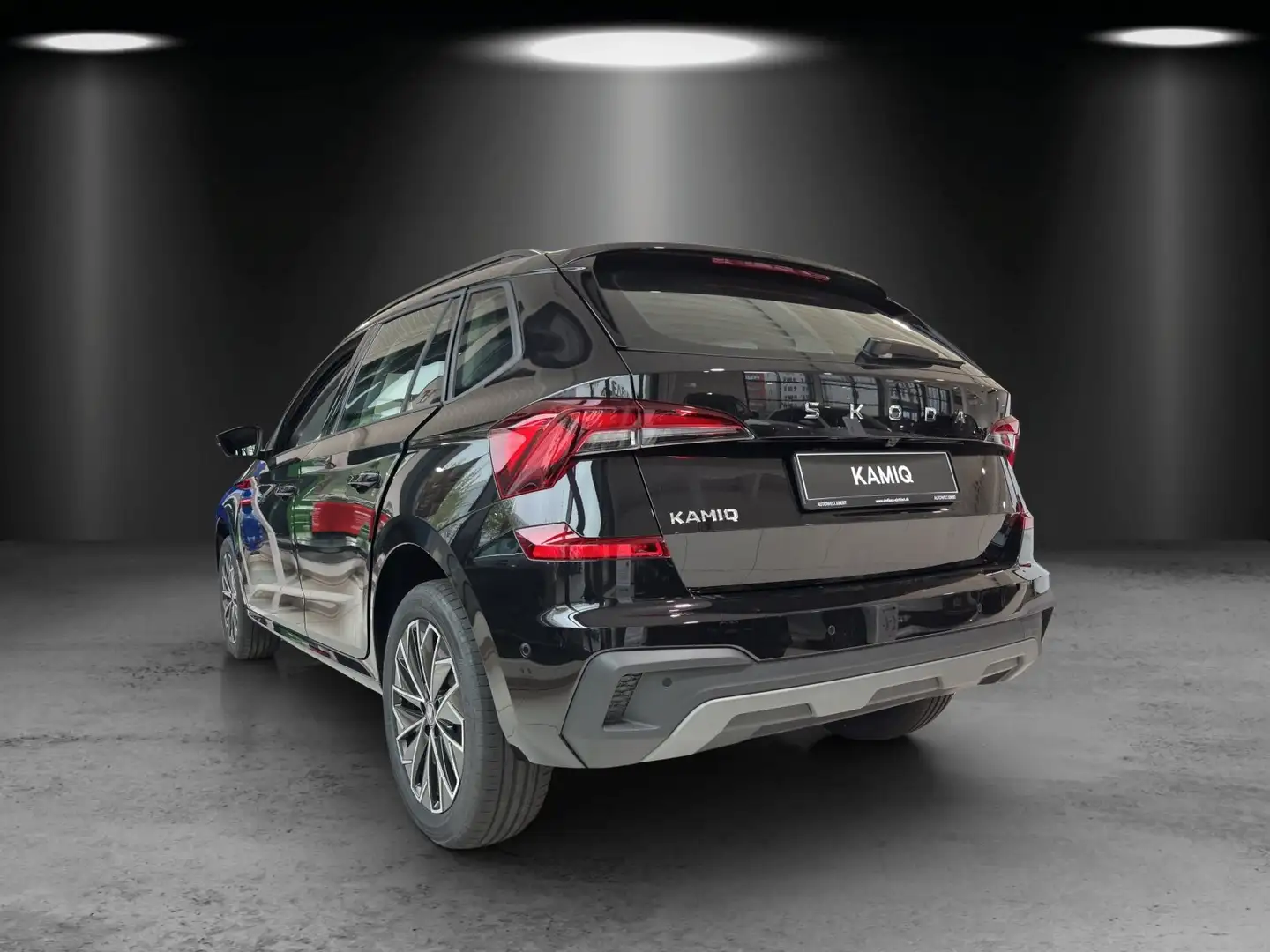 Skoda Kamiq Tour 1,5 TSI 110 kW DSG Schwarz - 2