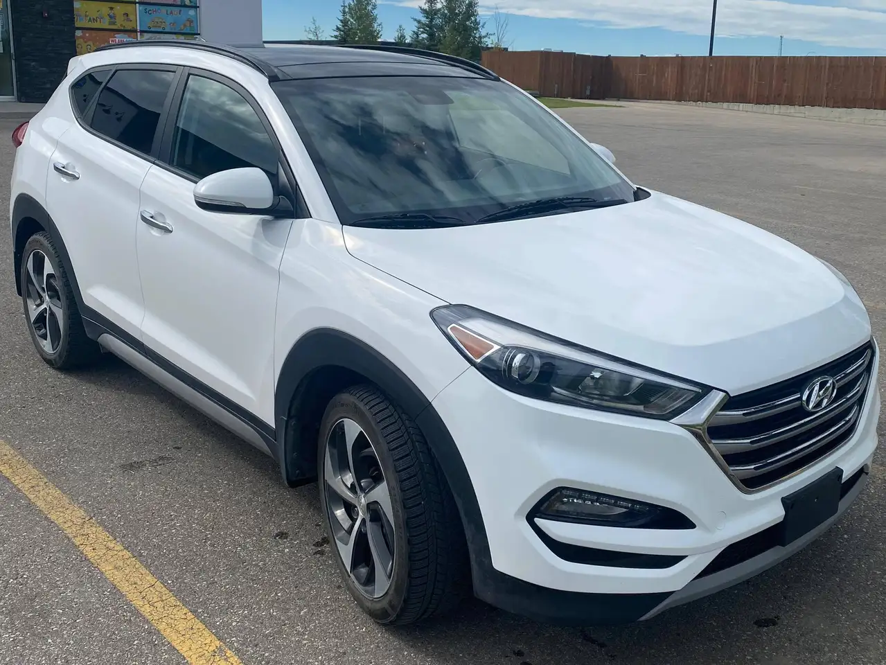 2018 Hyundai TUCSON photo 2018 Hyundai TUCSON