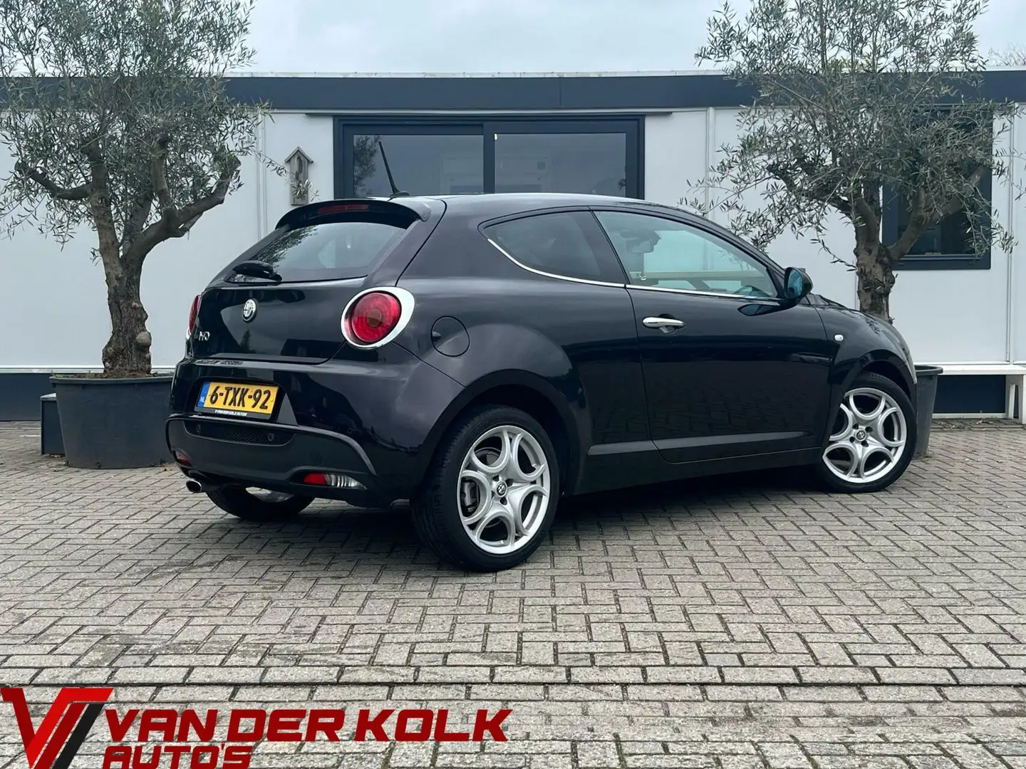 Alfa Romeo MiTo 0.9 TwinAir Esclusivo Leder Navi Climate Lichtmeta Negro - 2