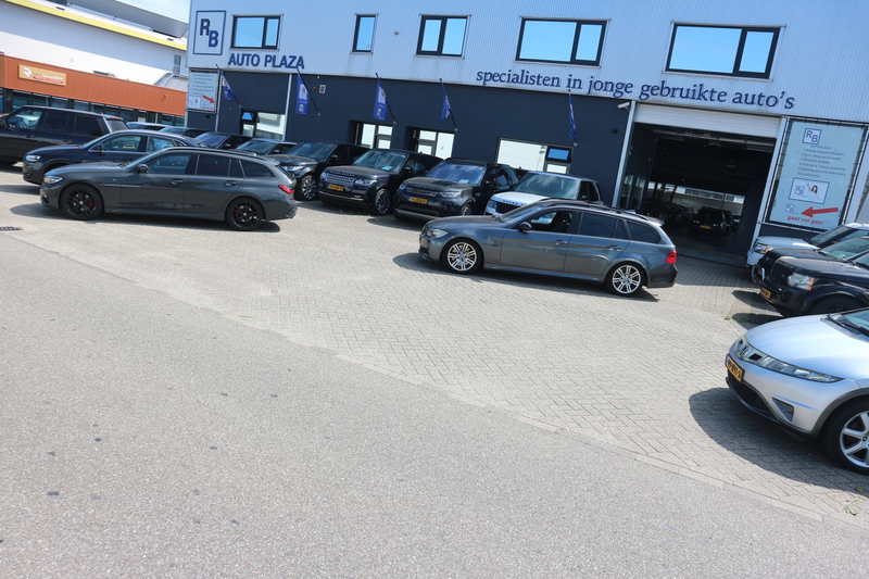 BMW 335 3-serie Touring XI + M-PAKKET / FULL SERVICE / PAN — photo 2