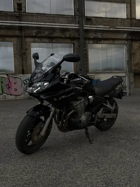 Suzuki Bandit 600 - foto 2