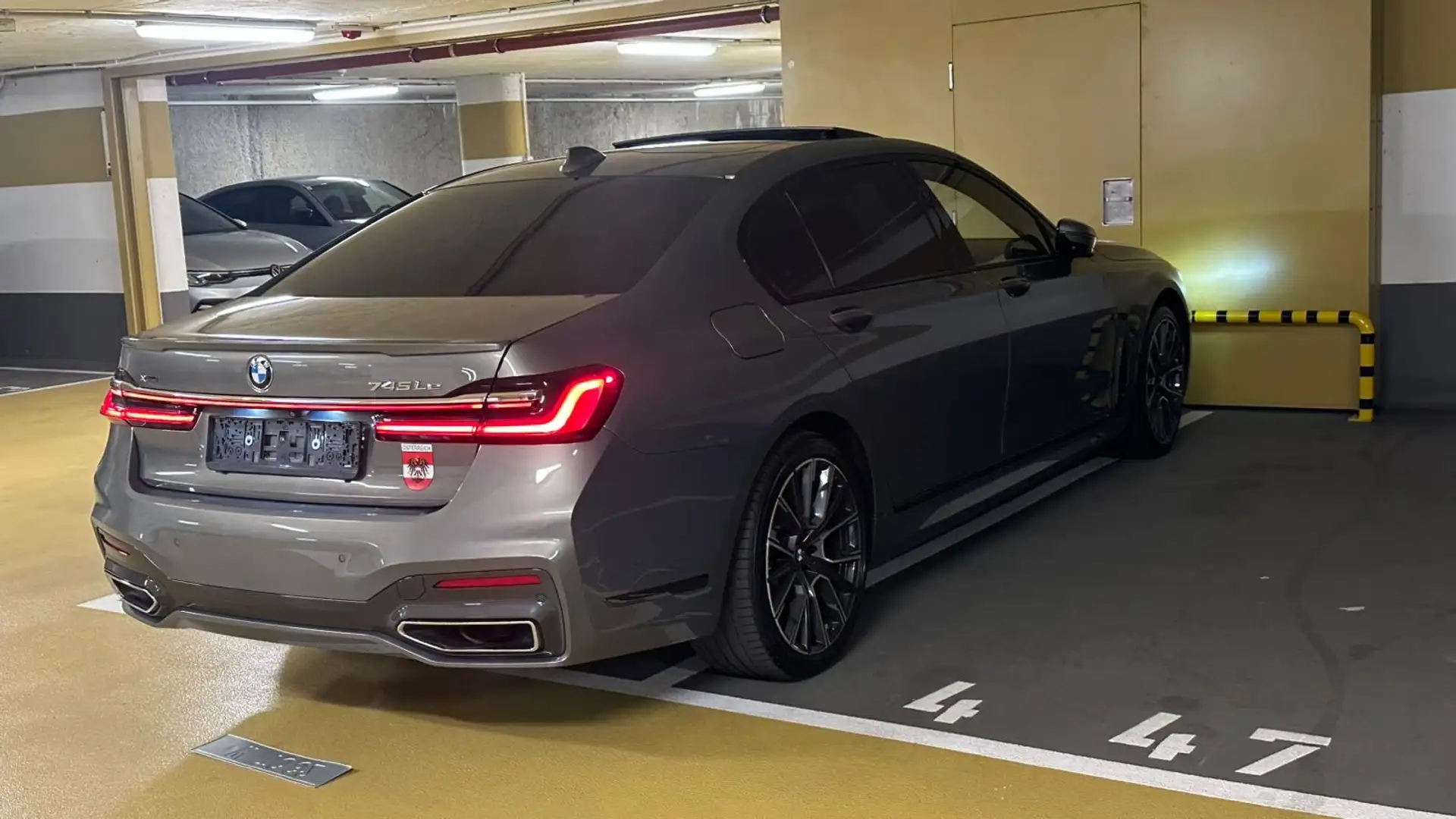 BMW 745 745Le PHEV xDrive Aut. Gris - 2