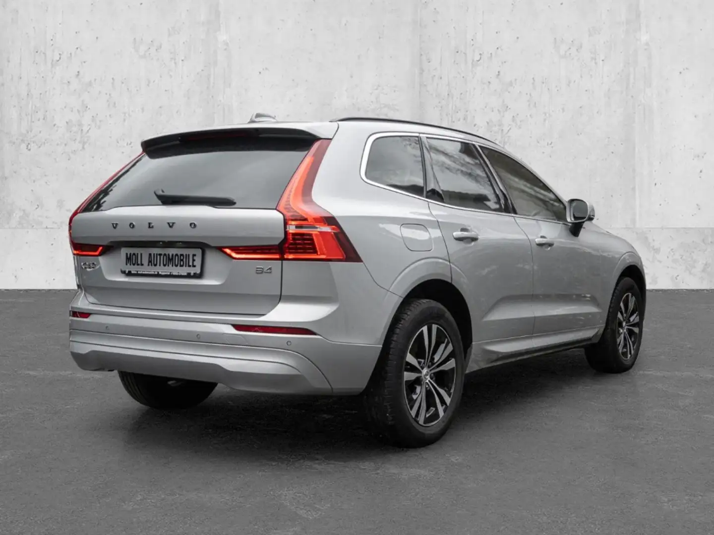 Volvo XC60 Momentum Pro 2WD Digitales Cockpit Soundsystem LED Silber - 2