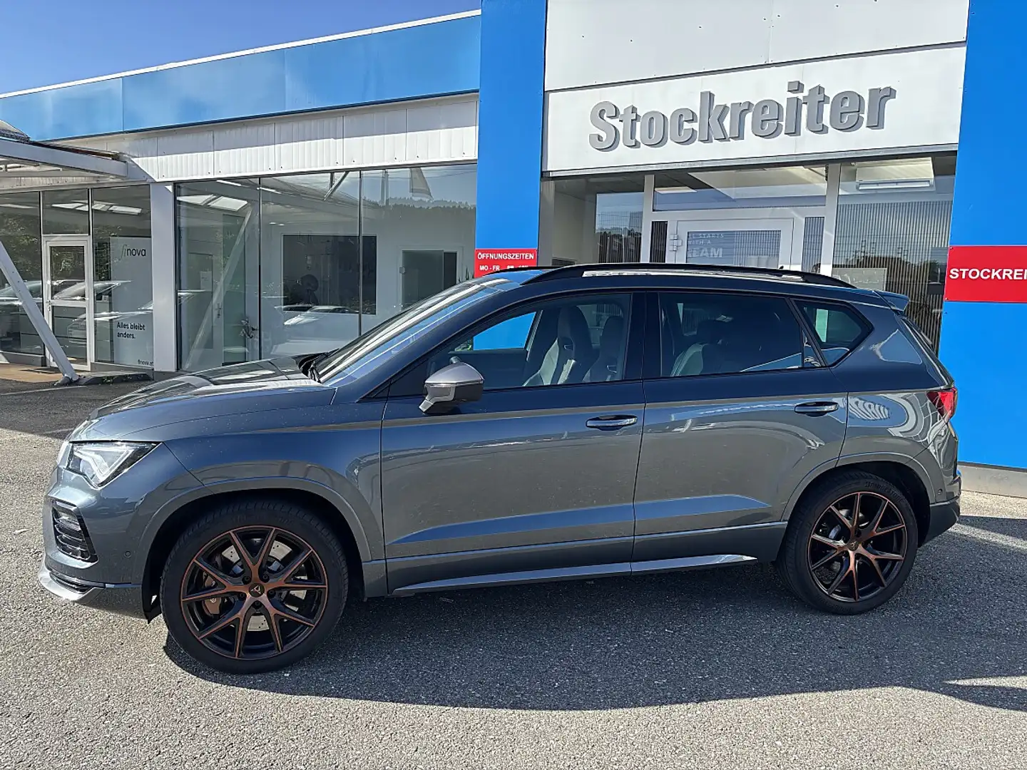 CUPRA Ateca 2,0 TSI 4Drive DSG*AHK*Panorama.*360 Grad-Kamera* Grau - 2