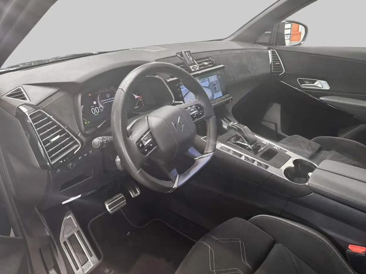 DS Automobiles DS 7 Crossback 2023 — фото 11