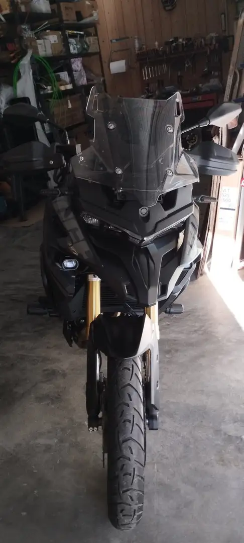 Voge 500DS Schwarz - 1