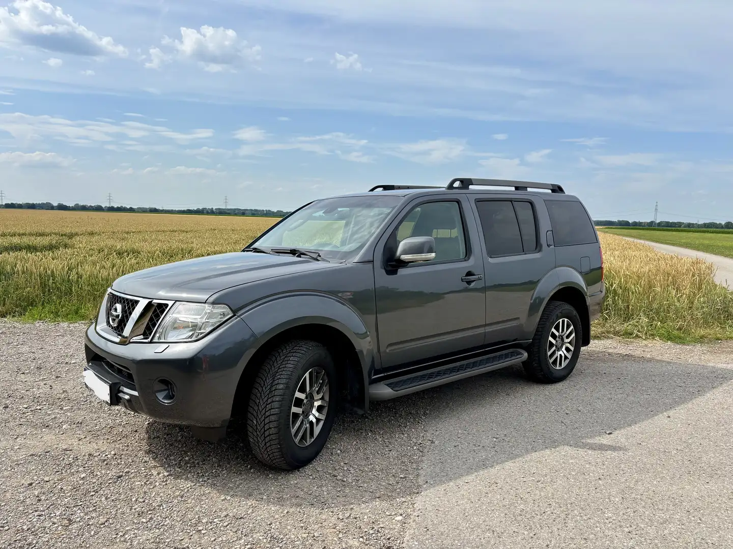 Nissan Pathfinder 2.5 dCi R51 SE Aut. 7-Sitz. Klima Sitzh Navi AHK Gri - 1