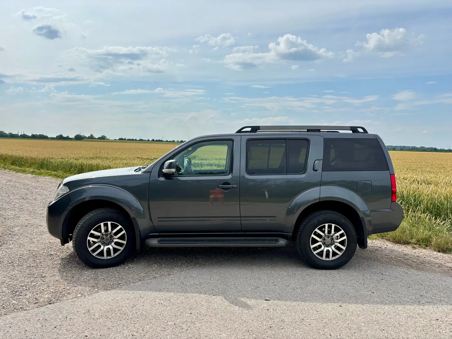 Nissan Pathfinder 2.5 dCi R51 SE Aut. 7-Sitz. Klima Sitzh Navi AHK Gri - 2