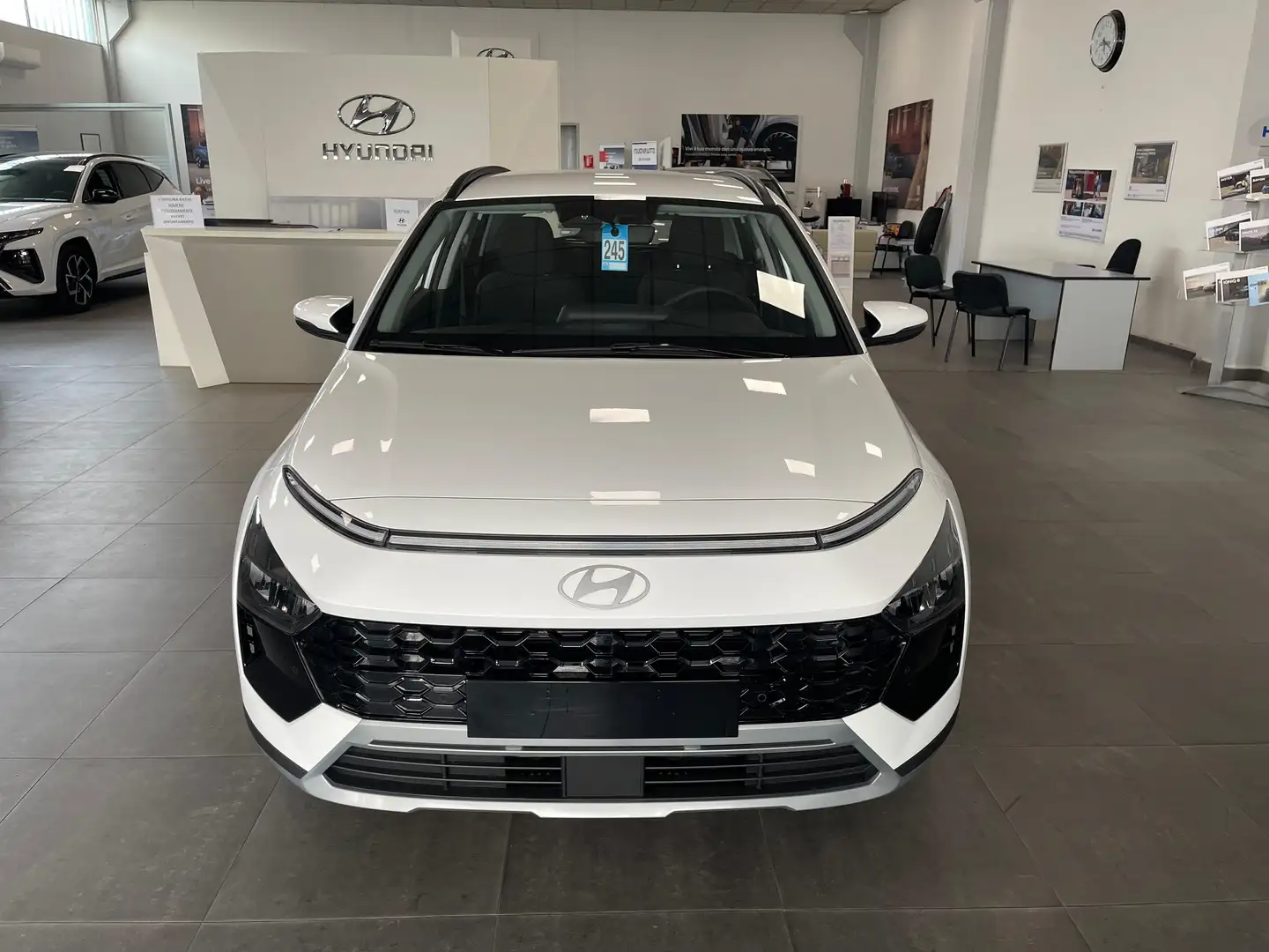 Hyundai BAYON 1.2 mpi mt Xline PRONTA CONSEGNA Blanco - 2