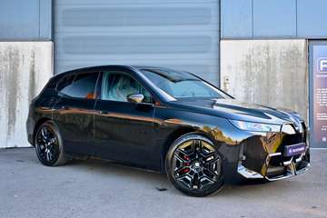 xDrive 60 M Sport Pro / Alcantara / Skylounge / Cooled seats