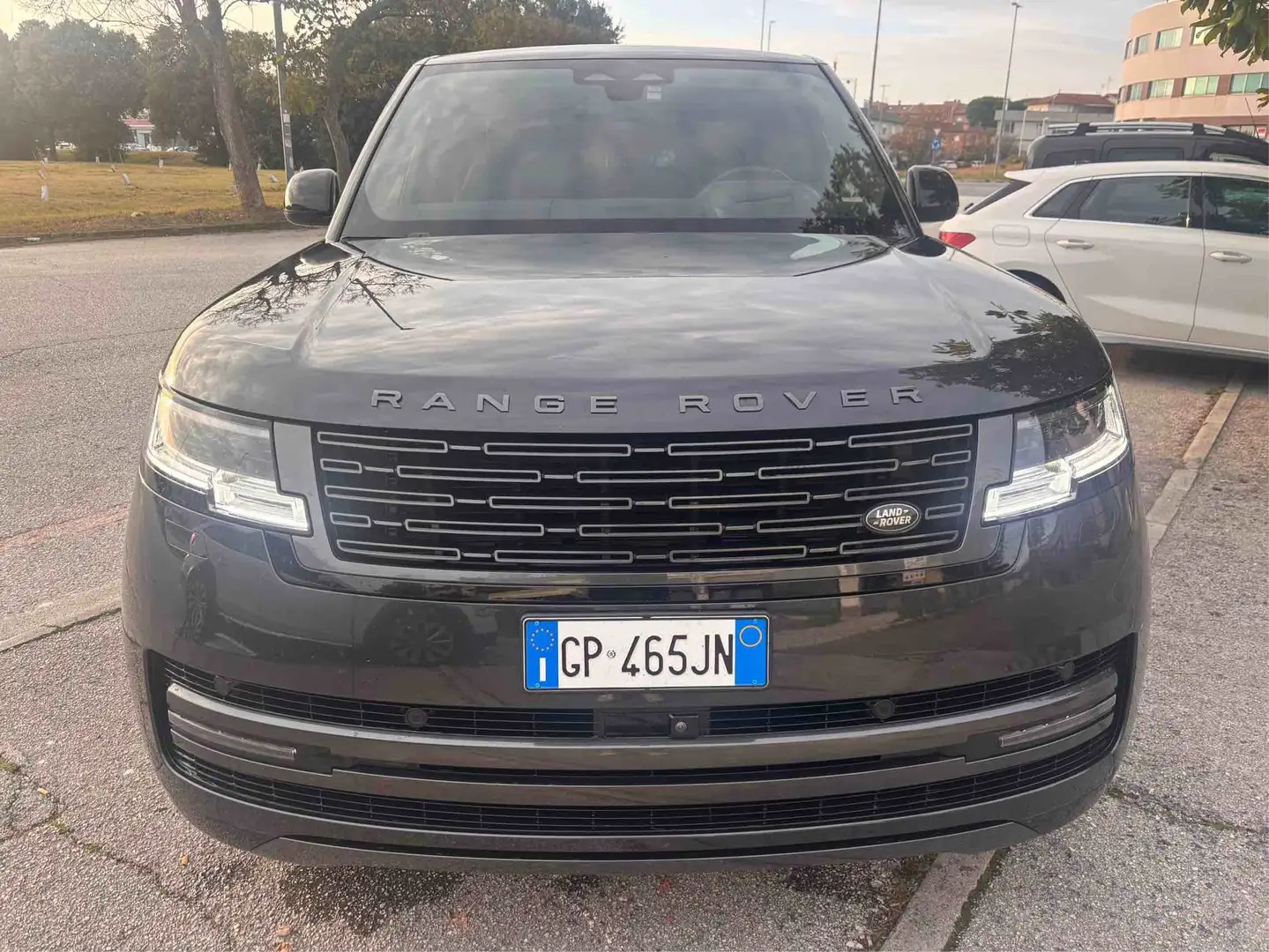 Land Rover Range Rover Range Rover 3.0d mhev HSE 249cv IVA esposta Gris - 2
