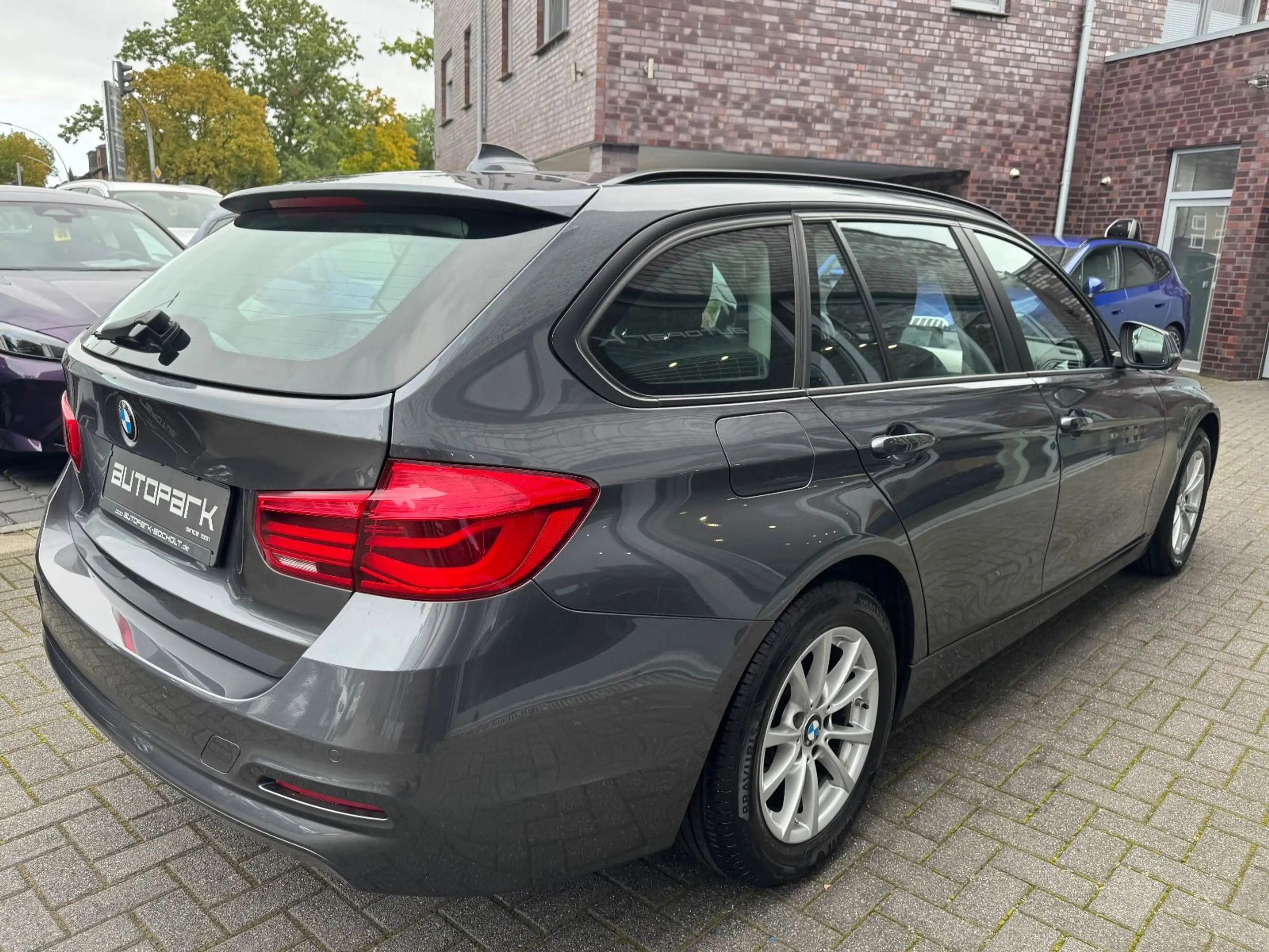 BMW 316 d Advantage Navi°LM°LED°PDC — photo 6