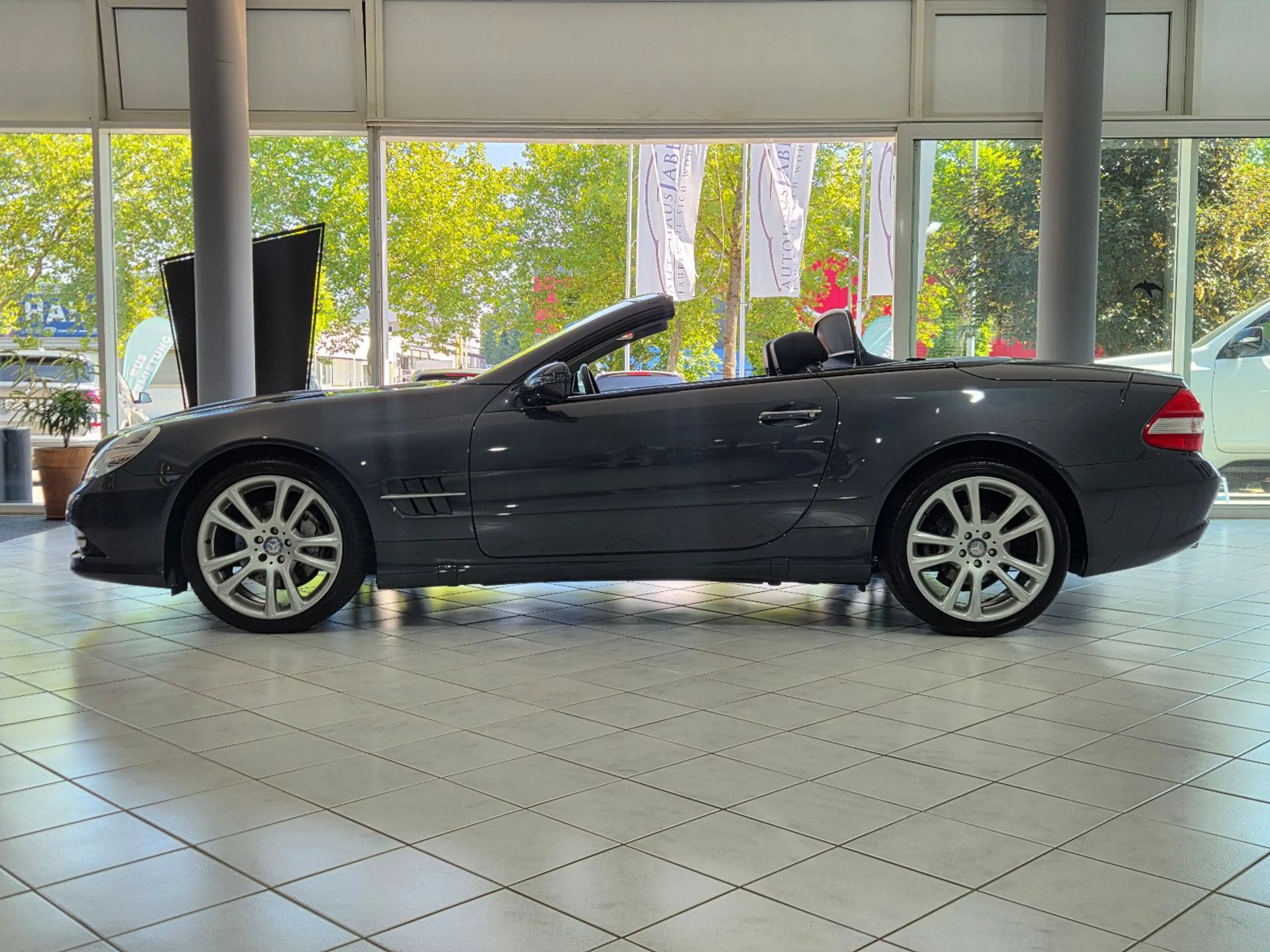 Mercedes-Benz SL 280 /300 DT.FZG 1.HD SAISON 04-10 — photo 4