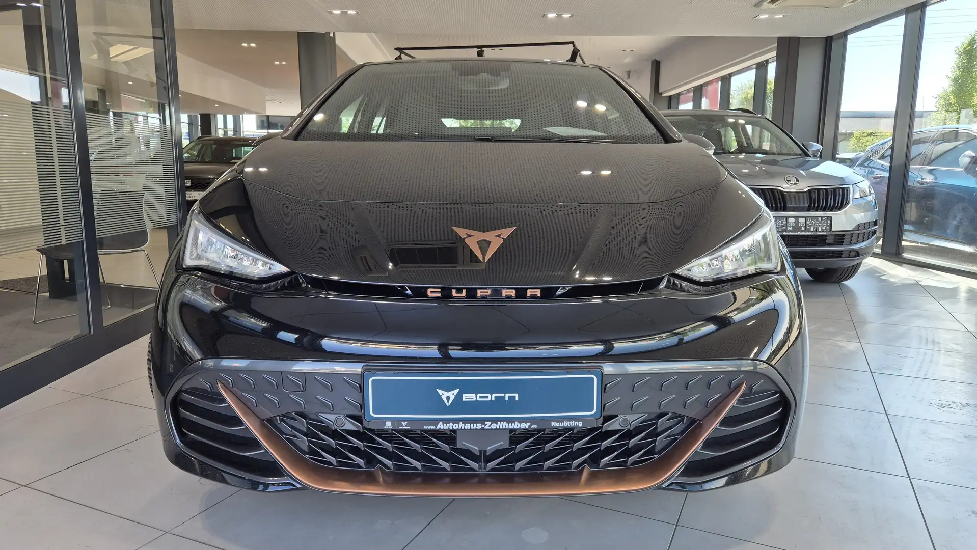 CUPRA Born 231PS/82kWh *ACC*Wärmepumpe*Shz* Schwarz - 2