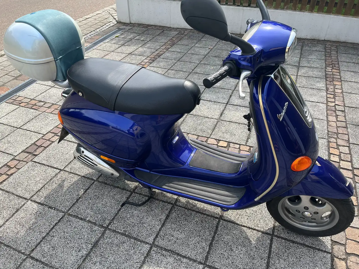 Vespa ET 4 125ccm Bleu - 1
