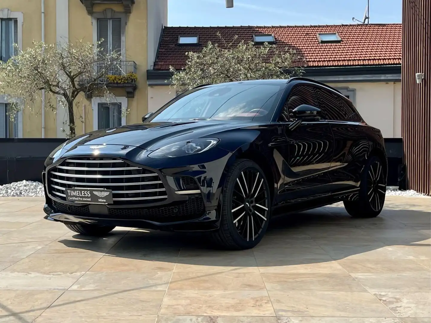 Aston Martin DBX 707 4.0 auto Nero - 1